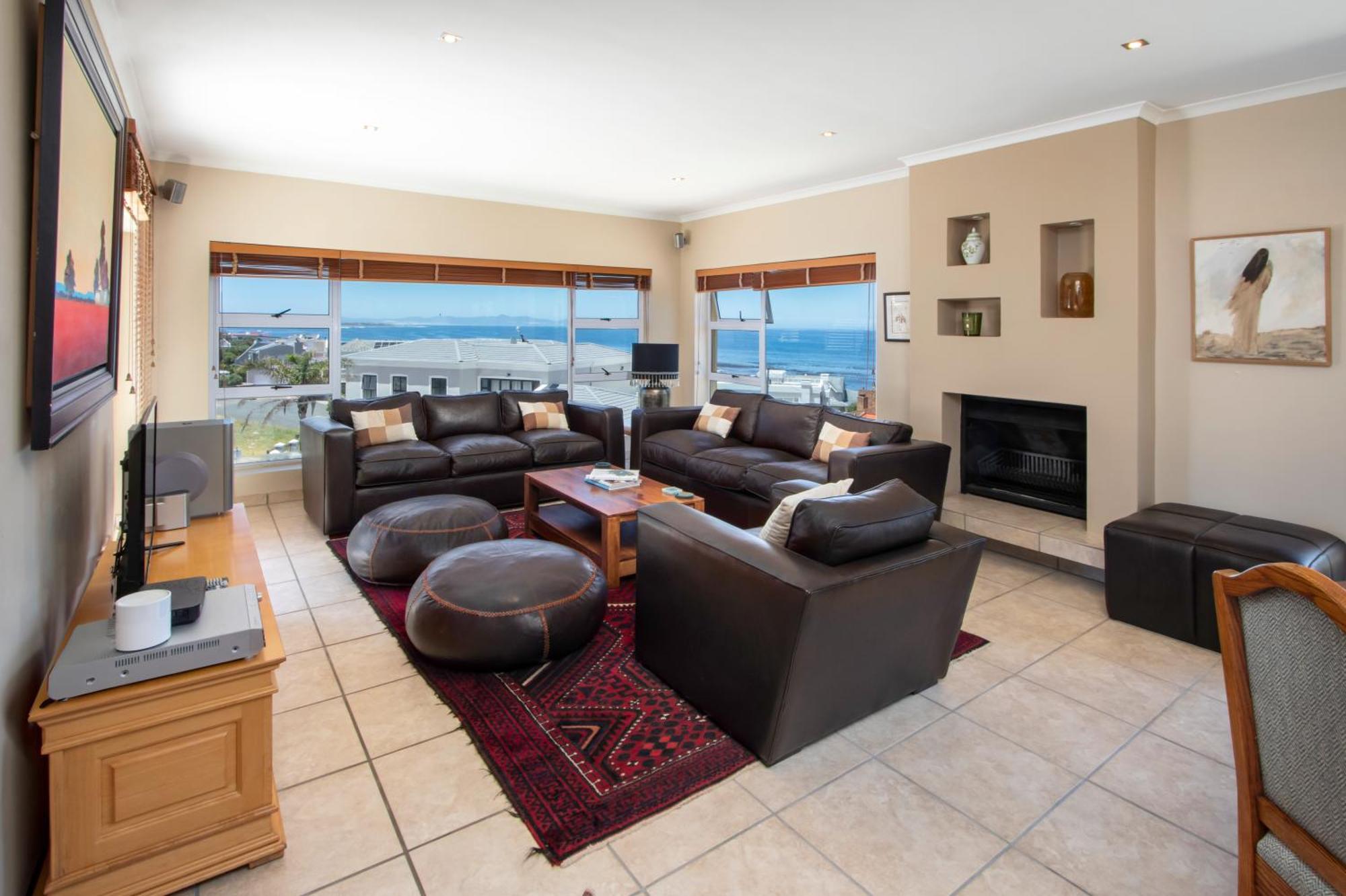 Ocean View Living * Hermanus